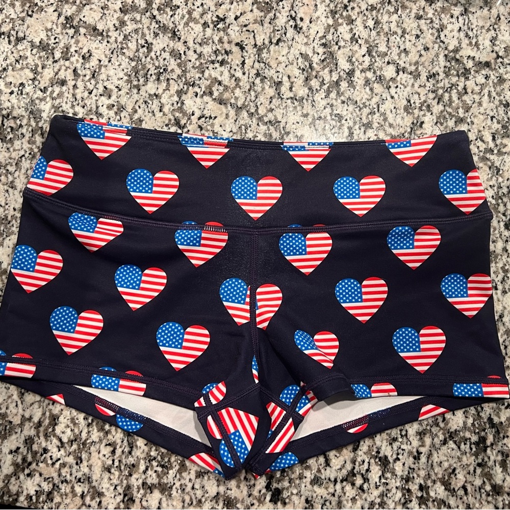 WOD Bottom Heart USA Flag shorties M